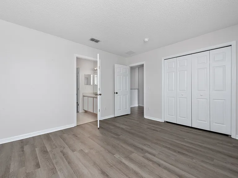 746 Lockbreeze Dr — Photo 25
