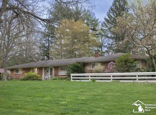 6940 Stockport Dr, Lambertville, MI 48144
