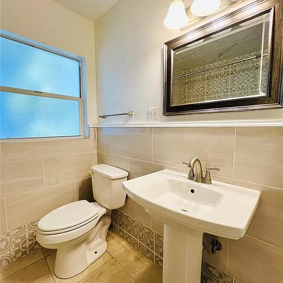 501 Avenue G SE #A — Photo 7