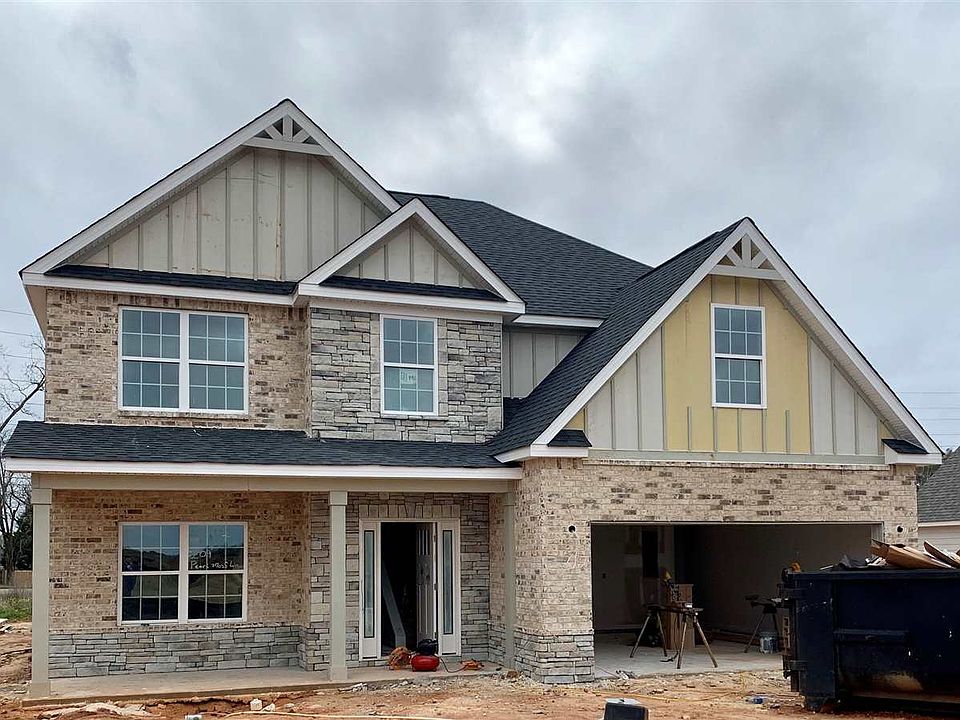 1st image of 209 Pearl Moss Ln