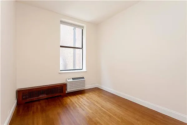 Rented by Mirador Real Estate | media 25