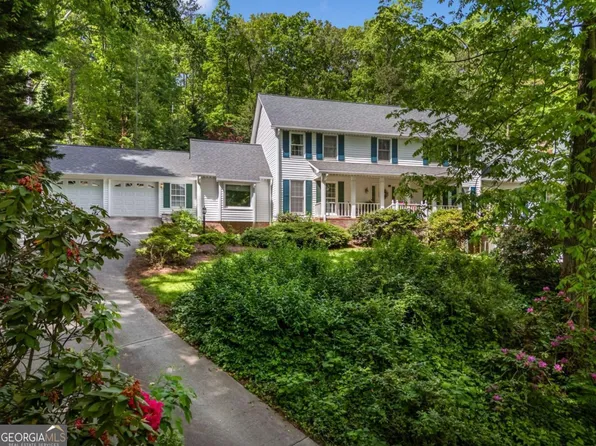 357 Breeze Hill Ln, Canton, GA 30114