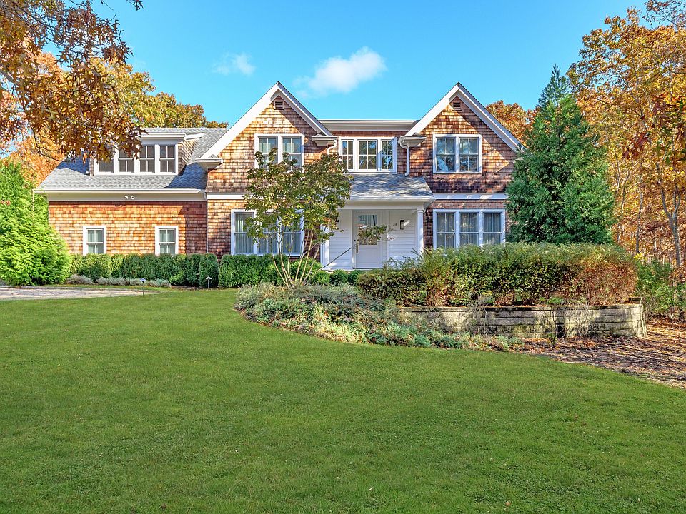 1st image of 24 Cove Neck Ln