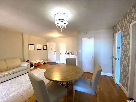 4th image of 141-05 Pershing Crescent APT 611