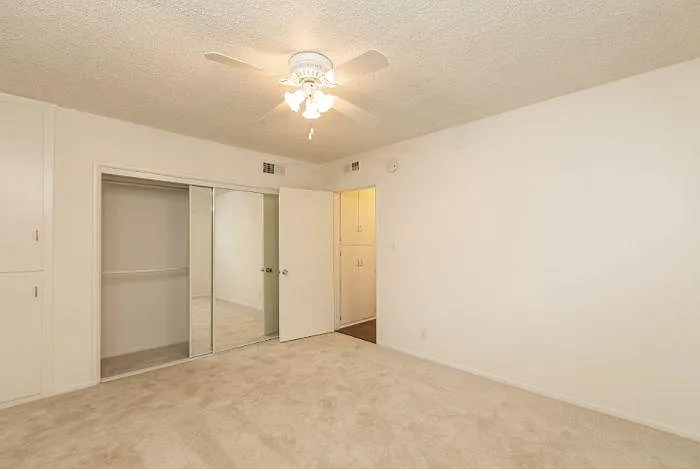 Rexford Towers — Photo 13