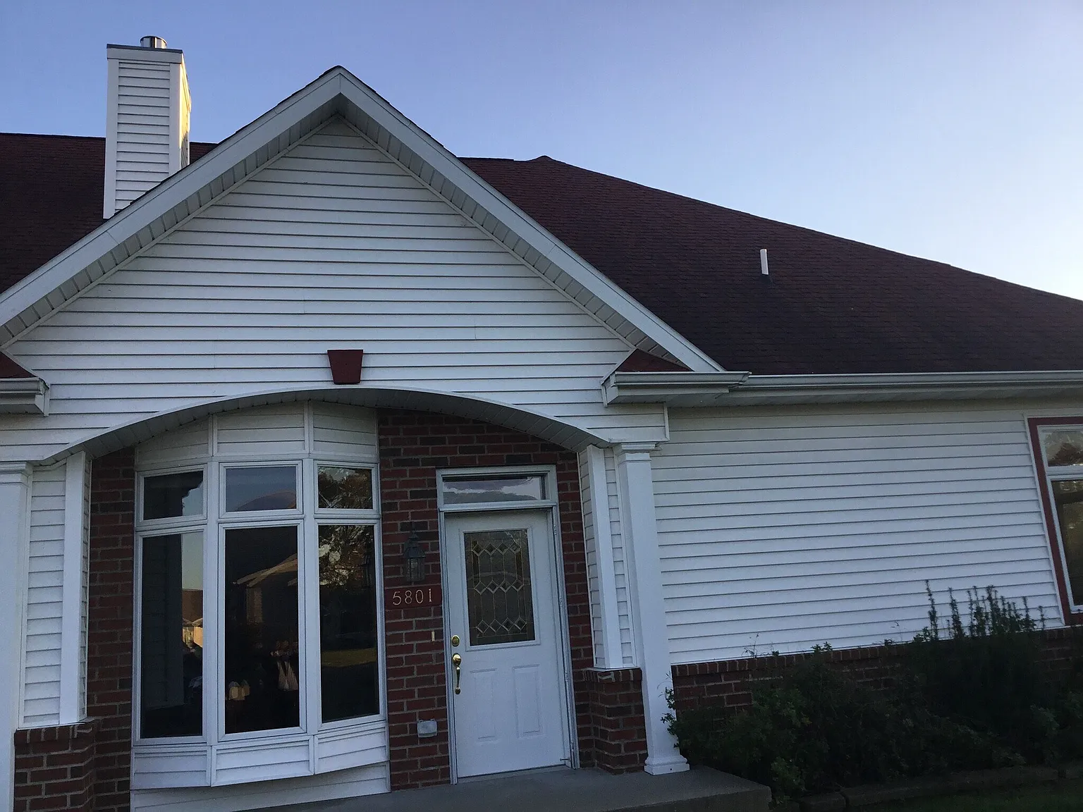 3 bed, 1700 sqft, $2,499 — Photo 2