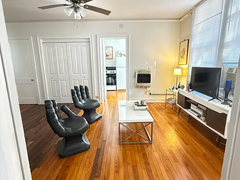 7825 Saint Charles Ave #D — Photo 4