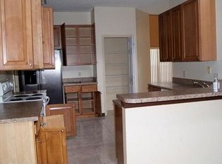 555 Pinehurst Cv, Kissimmee, FL 34758