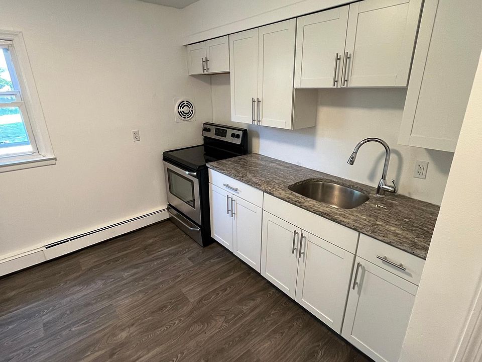 1st image of 438 S Ocean Ave