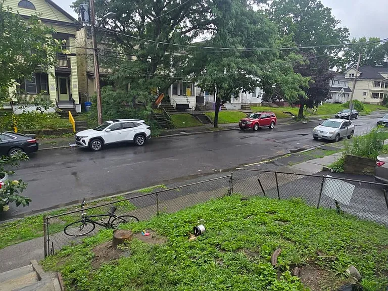 461 Hamilton St — Photo 6