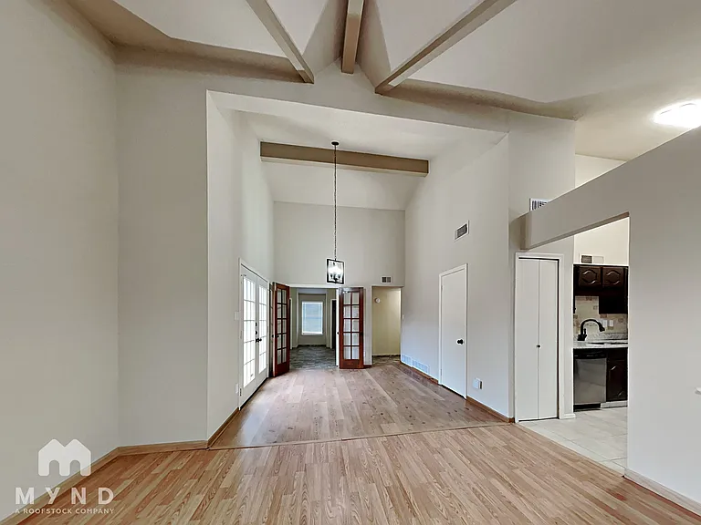 6708 Oriole Ct — Photo 2