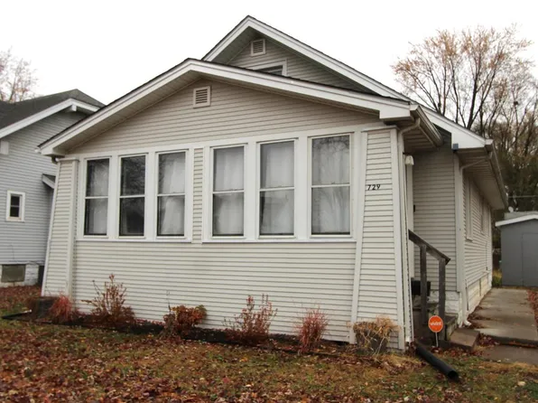 729 S 8th St, Clinton, IA 52732