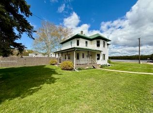 190 Iowa St, Lansing, IA 52151