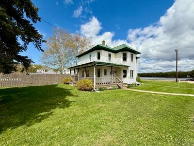 190 Iowa St, Lansing, IA, 52151