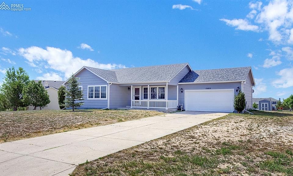 Must-See Upgraded Paint Brush Hills Rancher with tons of space!