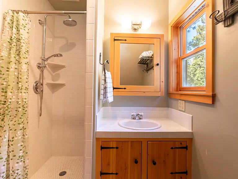 1505 Pine Ave — Photo 27