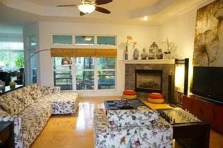 3 bed, 2288 sqft, $2,600 — Photo 4