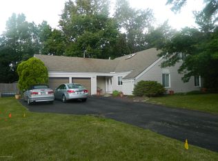 61 Adams Pl, Freehold, NJ 07728