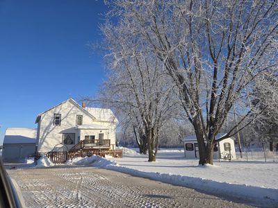 9014 North AVENUE, Cleveland, WI, 53015