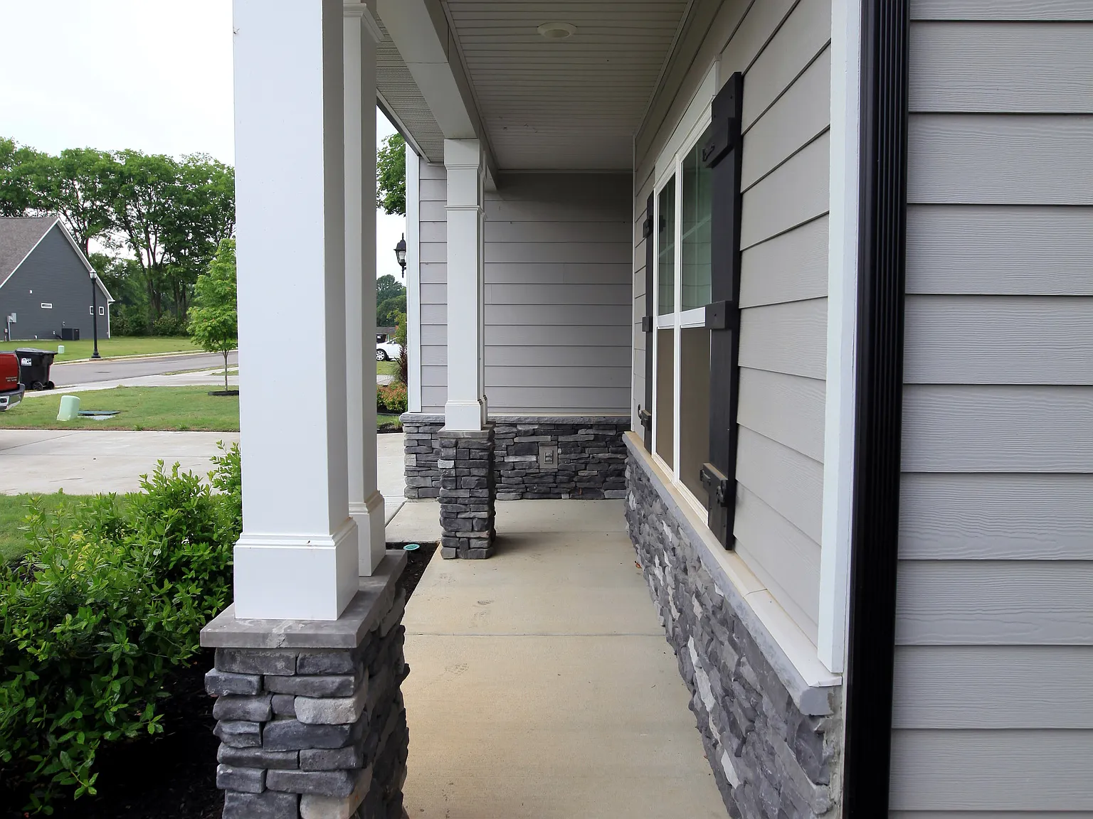 Amazing 4 bed/ 3 Bath — Photo 3