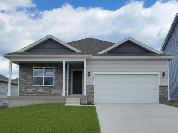5528 143rd St, Urbandale, IA 50111