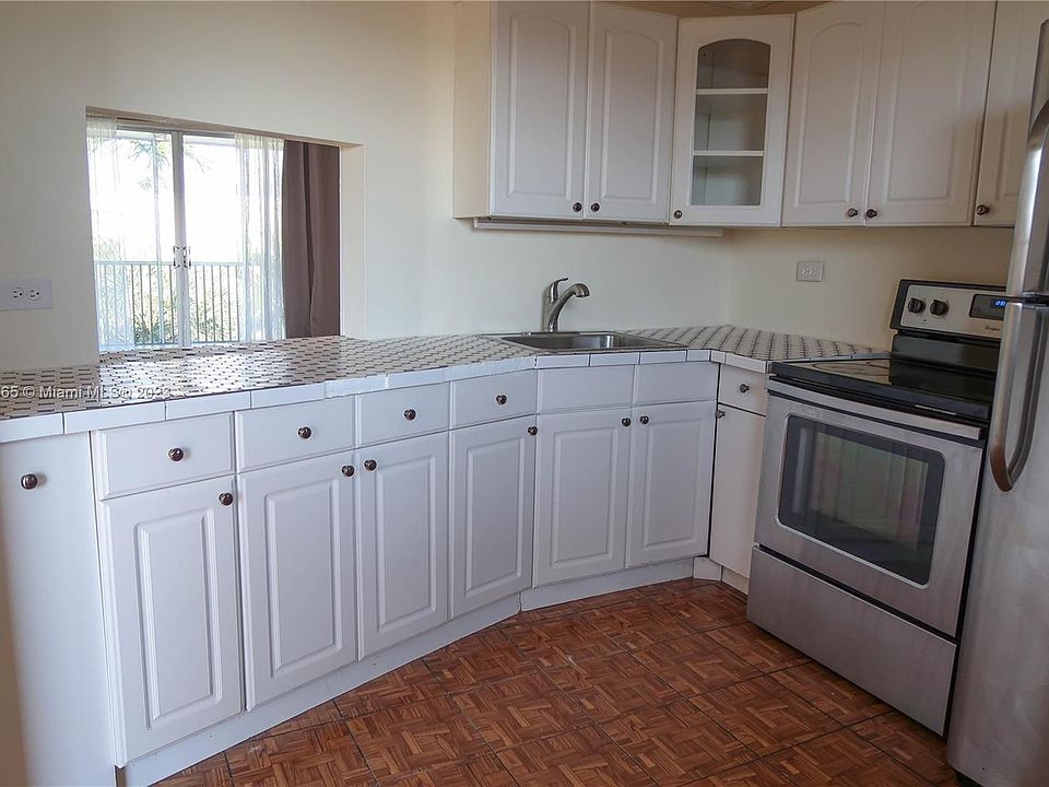 1st image of 1690 NE 191st St #4161