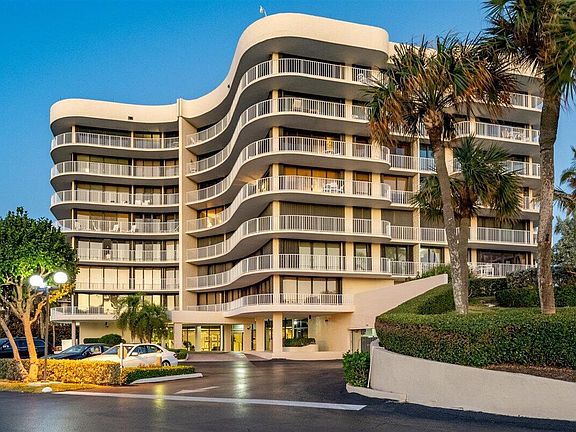 4th image of 3400 Ocean 3g I Blvd