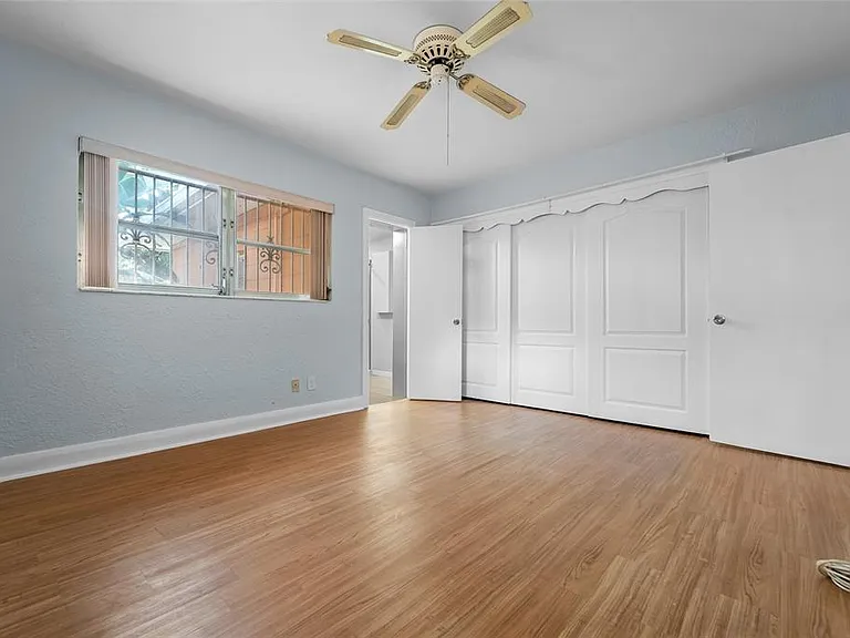 2505 E 19th Ave — Photo 14