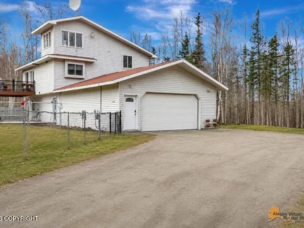 1340 S Countrywood Dr, Wasilla, AK 99623