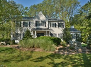 11 Devonald Dr, Bethlehem Twp., NJ 08802
