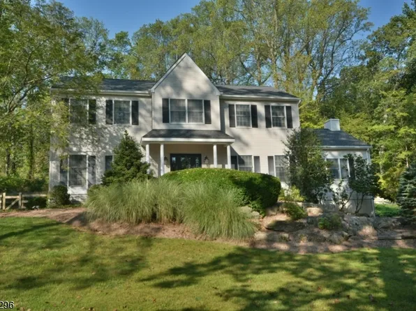 11 Devonald Dr, Bethlehem Twp., NJ 08802