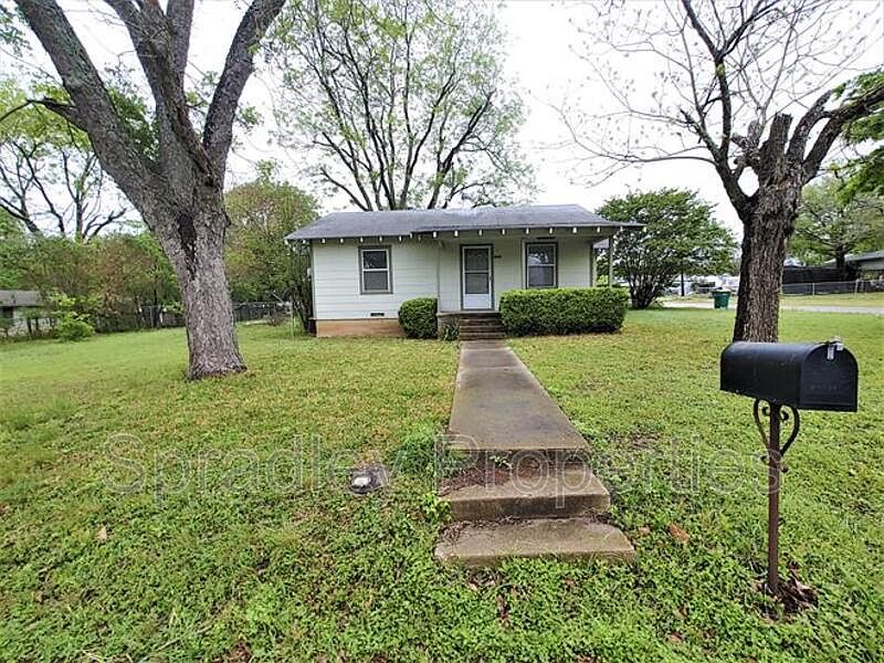 1st image of 2301 Herrington St