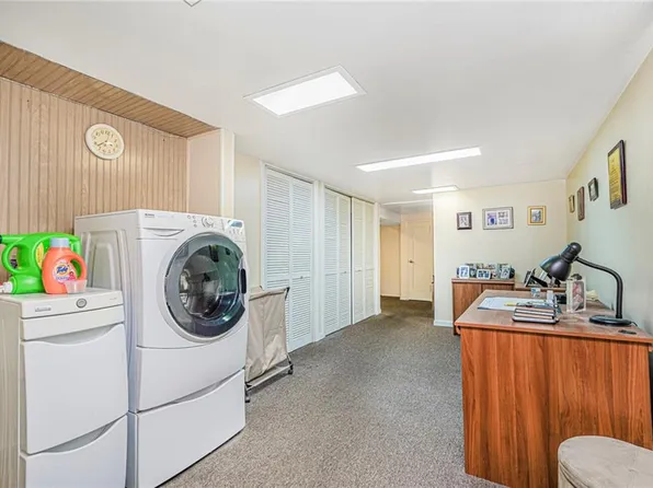 326 Bay 14th Street image 22 of 36