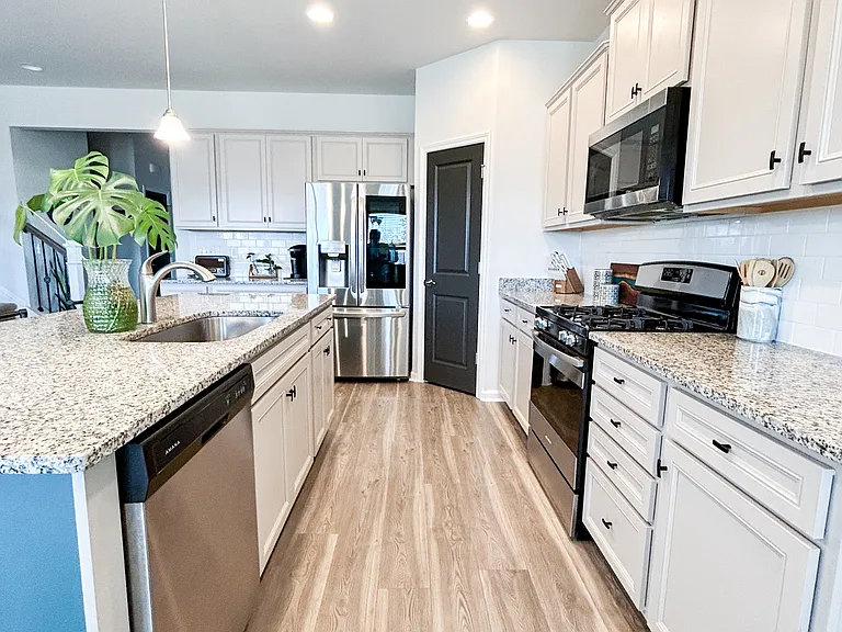 4016 Janus Dr — Photo 26