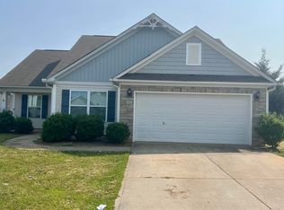 919 Rip Rap Dr, Boiling Springs, SC 29316