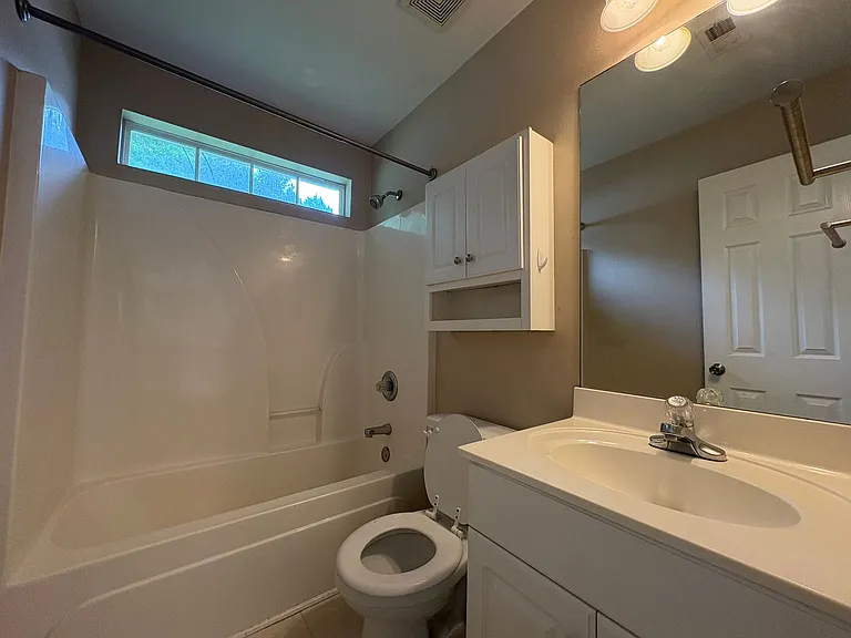 161 Mayfair Ln — Photo 14