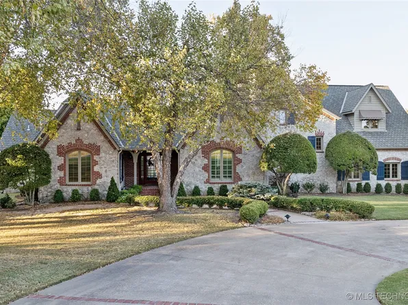 5263 Oak Leaf Dr, Tulsa, OK 74131