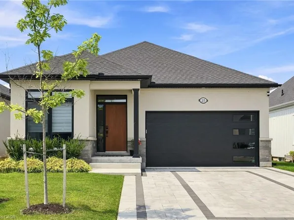 25 Sunrise Ct N, Fort Erie, ON L0S 1N0
