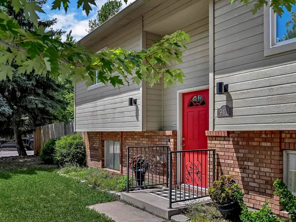 9411 W Linfield Dr, Boise, ID 83704