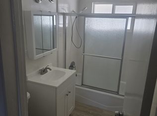 11953 Gale Ave APT E, Hawthorne, CA 90250