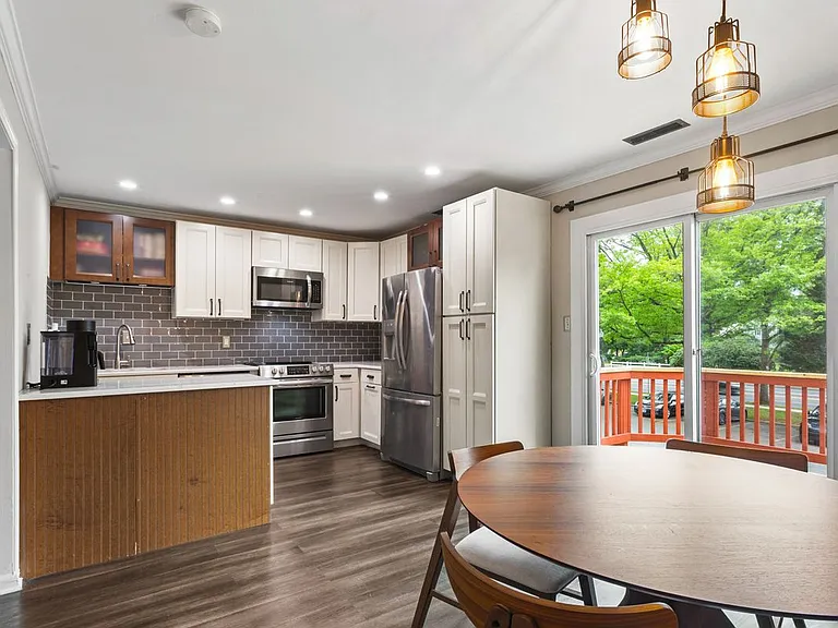 1488 Orleans Ct — Photo 19