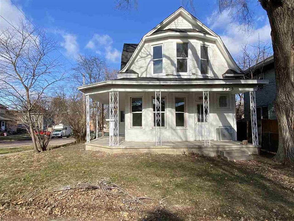 1st image of 1525 W Palmer Ave