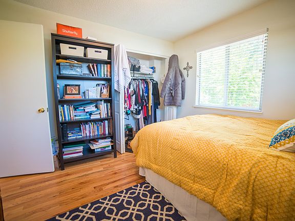 5th image of 4133 Oak St APT 7