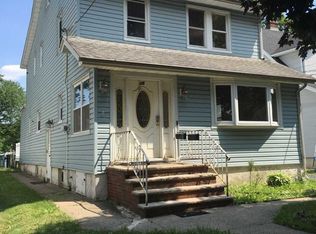 15 E Gouverneur Ave, Rutherford, NJ 07070