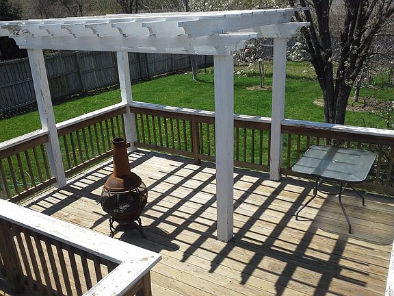 2nd image of 3550 Rock Maple Dr