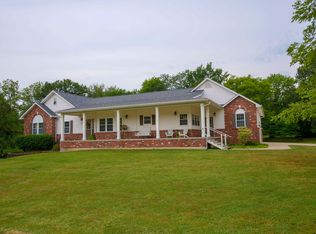 433 Round Tower Dr W, Saint Charles, MO