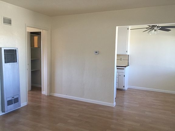 3rd image of 691 Pamlar Ave APT D