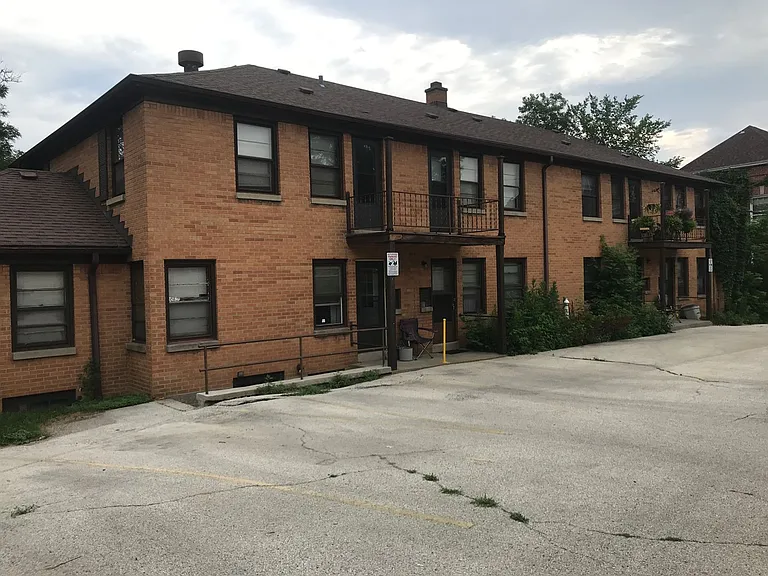 6225-29 Milwaukee Ave. — Photo 12