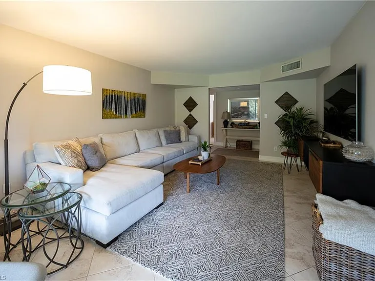 208 Bob O Link Way #B — Photo 5