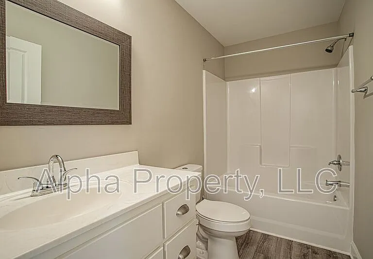 830 Chartwell Dr — Photo 16